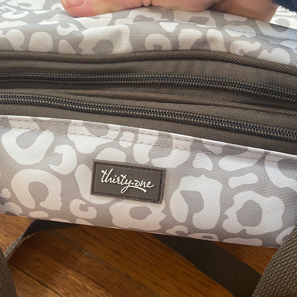 Thirty-one Perfect Party Casserole Carrier - Picture 12 of 16